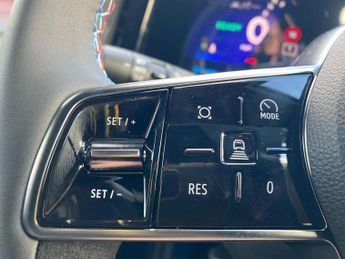 RENAULT SCENIC E-TECH 160Kw Esprit Alpine 87Kwh Long Range 5Dr Auto