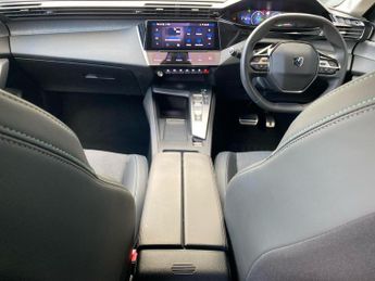 PEUGEOT 308 1.6 Plug-In Hybrid Allure Premium 5Dr E-Eat8