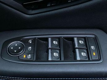 RENAULT SCENIC E-TECH Long Range 87Kwh Esprit Alpine Suv 5Dr Electric Auto (220 Ps)