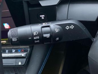 RENAULT SCENIC E-TECH Long Range 87Kwh Esprit Alpine Suv 5Dr Electric Auto (220 Ps)