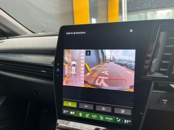 RENAULT MEGANE E-TECH Comfort Range 60Kwh Iconic Hatchback 5Dr Electric Auto (220 Ps)