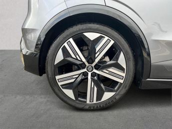 RENAULT MEGANE E-TECH Comfort Range 60Kwh Iconic Hatchback 5Dr Electric Auto (220 Ps)