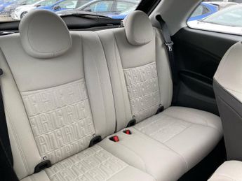 FIAT 500 42Kwh La Prima Hatchback 3Dr Electric Auto (118 Ps)