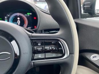 FIAT 500 42Kwh La Prima Hatchback 3Dr Electric Auto (118 Ps)