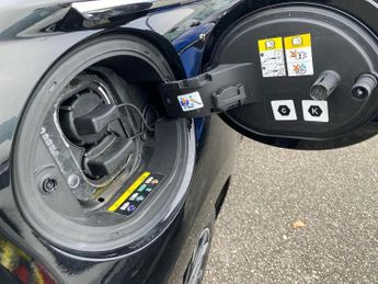 FIAT 500 42Kwh La Prima Hatchback 3Dr Electric Auto (118 Ps)