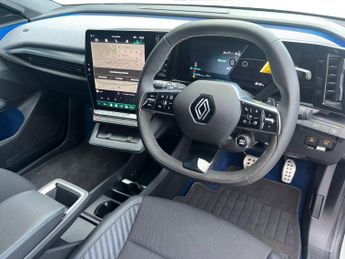 RENAULT SCENIC E-TECH Long Range 87Kwh Esprit Alpine Suv 5Dr Electric Auto (220 Ps)