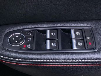 RENAULT ARKANA 1.3 Mild Hybrid 140 R.S. Line 5Dr Edc