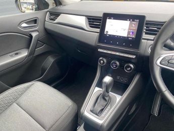 RENAULT CAPTUR 1.6 E-Tech Evolution Suv 5Dr Petrol Hybrid Auto Euro 6 (S/S) (14