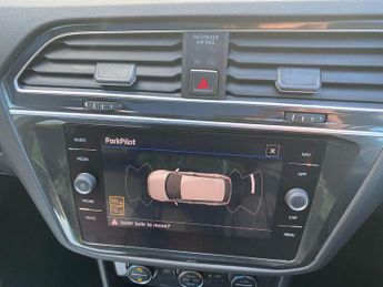 VOLKSWAGEN TIGUAN Volkswagen Tiguan R-Line Tdi Bmt 4Mo