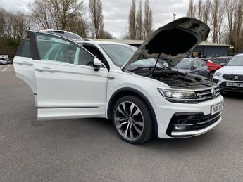 VOLKSWAGEN TIGUAN Volkswagen Tiguan R-Line Tdi Bmt 4Mo
