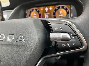 SKODA OCTAVIA 1.5 Tsi E-Tec Mhev Act Se L Hatchback 5Dr Petrol Hybrid Dsg Euro