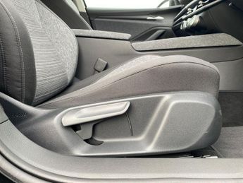 SKODA Superb 1.5 Tsi Iv Se Technology Dsg 5Dr