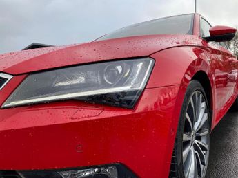 SKODA SUPERB 2.0 Tsi Laurin & Klement Hatchback 5Dr Petrol Dsg 4Wd Euro 6 (S/