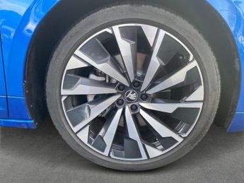 SKODA ENYAQ 82Kwh 85X Sportline Coupe 5Dr Electric Auto 4Wd (286 Ps)