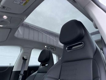 Smart HASHTAG 3 200Kw Pro + 66Kwh 5Dr Auto