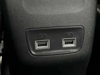 PEUGEOT 208 50Kwh Gt Premium Hatchback 5Dr Electric Auto (136 Ps)