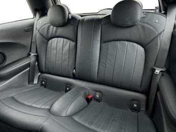 MINI HATCHBACK 1.5 Cooper Exclusive Hatchback 3Dr Petrol Steptronic Euro 6 (S/S