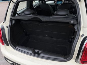 MINI HATCHBACK 1.5 Cooper Exclusive Hatchback 3Dr Petrol Steptronic Euro 6 (S/S