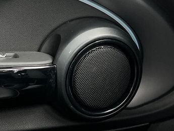 MINI HATCHBACK 1.5 Cooper Exclusive Hatchback 3Dr Petrol Steptronic Euro 6 (S/S