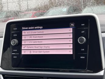 VOLKSWAGEN T-ROC 1.5 Tsi Style Suv 5Dr Petrol Dsg Euro 6 (S/S) (150 Ps)