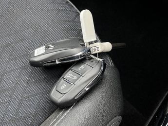 VAUXHALL CORSA 50Kwh Elite Nav Premium Hatchback 5Dr Electric Auto (7.4Kw Charg