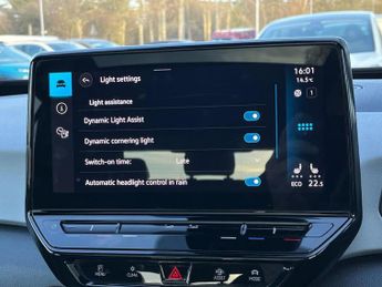 VOLKSWAGEN ID.3 Pro 58Kwh Family Hatchback 5Dr Electric Auto (145 Ps)