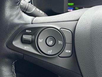 VAUXHALL CORSA 50Kwh Elite Nav Premium Hatchback 5Dr Electric Auto (7.4Kw Charg