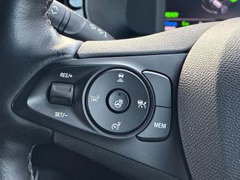 VAUXHALL CORSA 50Kwh Ultimate Hatchback 5Dr Electric Auto (136 Ps)