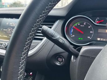 VAUXHALL GRANDLAND X 1.6 13.2Kwh Business Edition Nav Premium Suv 5Dr Petrol Plug-In 