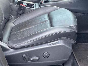 VAUXHALL GRANDLAND X 1.6 13.2Kwh Business Edition Nav Premium Suv 5Dr Petrol Plug-In 