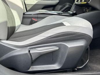 VAUXHALL MOKKA 100Kw Elite Premium 50Kwh 5Dr Auto