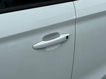 VAUXHALL CORSA 50Kwh Se Premium Hatchback 5Dr Electric Auto (136 Ps)