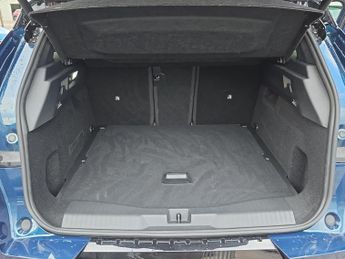 VAUXHALL GRANDLAND 73Kwh Ultimate Suv 5Dr Electric Auto (213 Ps)