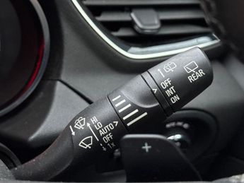 VAUXHALL GRANDLAND X 1.6 13.2Kwh Elite Nav Suv 5Dr Petrol Plug-In Hybrid Auto 4Wd Eur