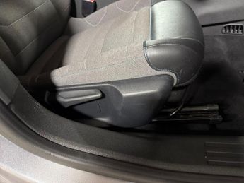 CITROEN C4 50Kwh Shine Hatchback 5Dr Electric Auto (136 Ps)