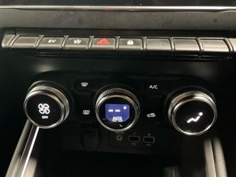 RENAULT CLIO 1.6 E-Tech E-Tech Engineered Hatchback 5Dr Petrol Hybrid Auto Eu