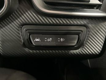 RENAULT CLIO 1.6 E-Tech E-Tech Engineered Hatchback 5Dr Petrol Hybrid Auto Eu