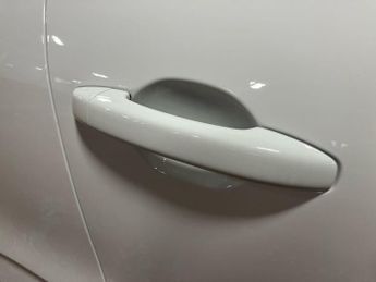 RENAULT CLIO 1.6 E-Tech E-Tech Engineered Hatchback 5Dr Petrol Hybrid Auto Eu