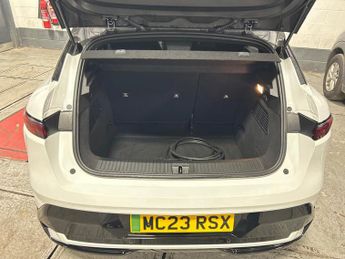 RENAULT MEGANE E-TECH 60Kwh Techno Hatchback 5Dr Electric Auto (Optimum Charge) (220 P