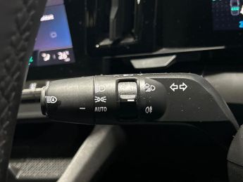 RENAULT MEGANE E-TECH 60Kwh Techno Hatchback 5Dr Electric Auto (Optimum Charge) (220 P