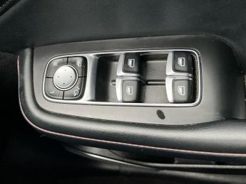 MG MOTOR UK HS 1.5 T-Gdi Excite Suv 5Dr Petrol Dct Euro 6 (S/S) (162 Ps)