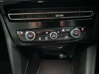 VAUXHALL MOKKA 50Kwh Elite Premium Suv 5Dr Electric Auto (136 Ps)