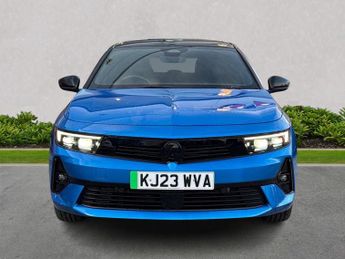 VAUXHALL ASTRA 54Kwh Ultimate Hatchback 5Dr Electric Auto (156 Ps)