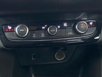 VAUXHALL CORSA 50Kwh Elite Nav Premium Hatchback 5Dr Electric Auto (7.4Kw Charg