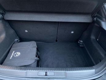 VAUXHALL MOKKA 50Kwh Sri Nav Premium Suv 5Dr Electric Auto (136 Ps)