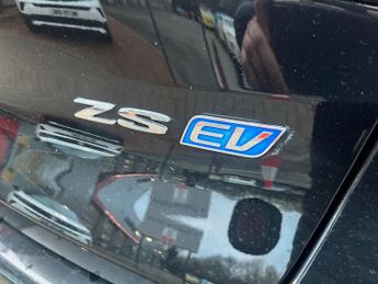 MG MOTOR UK ZS 72.6Kwh Trophy Long Range Suv 5Dr Electric Auto (156 Ps)