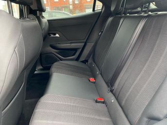 VAUXHALL MOKKA 50Kwh Sri Nav Premium Suv 5Dr Electric Auto (136 Ps)