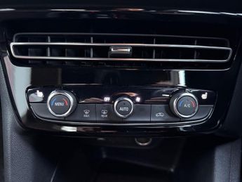 VAUXHALL MOKKA 50Kwh Sri Premium Suv 5Dr Electric Auto (136 Ps)