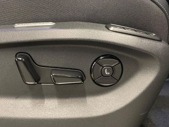 VOLKSWAGEN TAYRON 1.5 Tsi Ehybrid Elegance 5Dr Dsg6