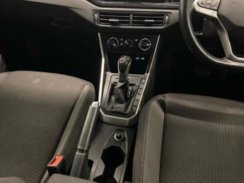 VOLKSWAGEN POLO 1.0 Tsi Life Hatchback 5Dr Petrol Dsg Euro 6 (S/S) (95 Ps)